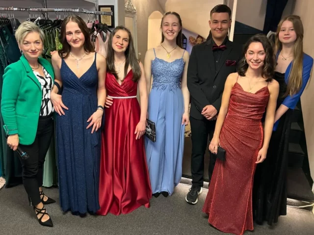 ❤️-liches Dankeschön noch einmal an alle Modells. Ein paar Impressionen folgen natürlich in den nächsten Tagen auch noch... 😊

#fashionshow #konfirmationskleid #jugendweiheoutfit #abiballkleid #thüringen